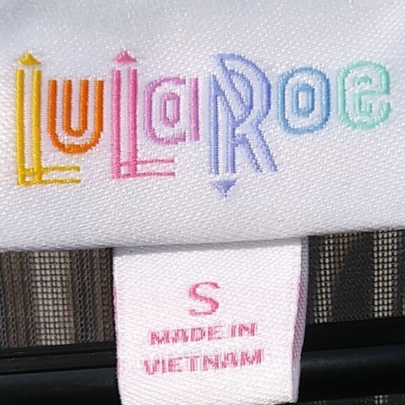 LuLuRoe Sheer Gray Floral Ligthweight Cover Up - S - Picture 11 of 11